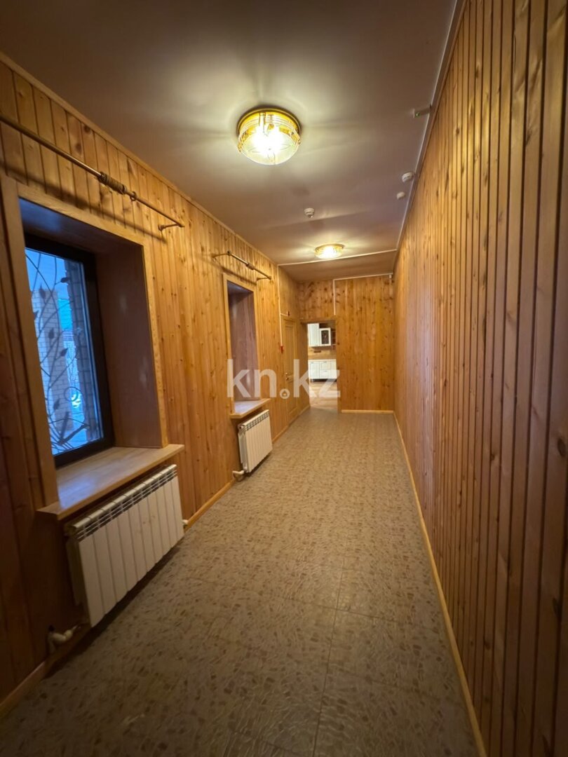 Продажа 7-комнатного дома, 550 м² в Караганде