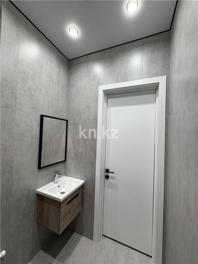 Продажа 3-комнатной квартиры, 75 м², ул. Букетова, дом  3 в Караганде - фото 7