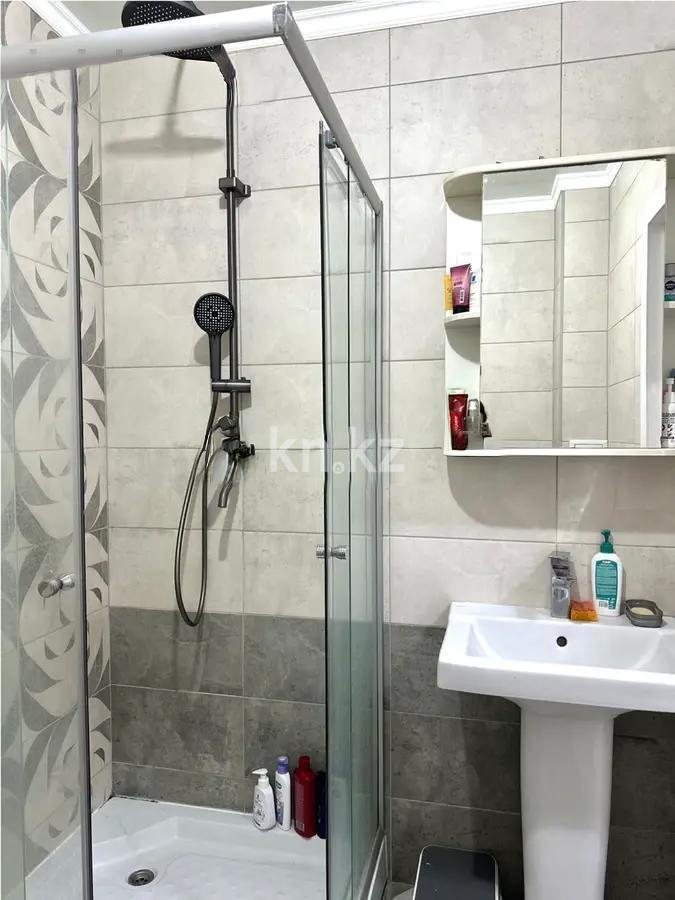 Продажа 2-комнатной квартиры, 58 м², мкр-н Аксай-5, дом  25 в Алматы - фото 4