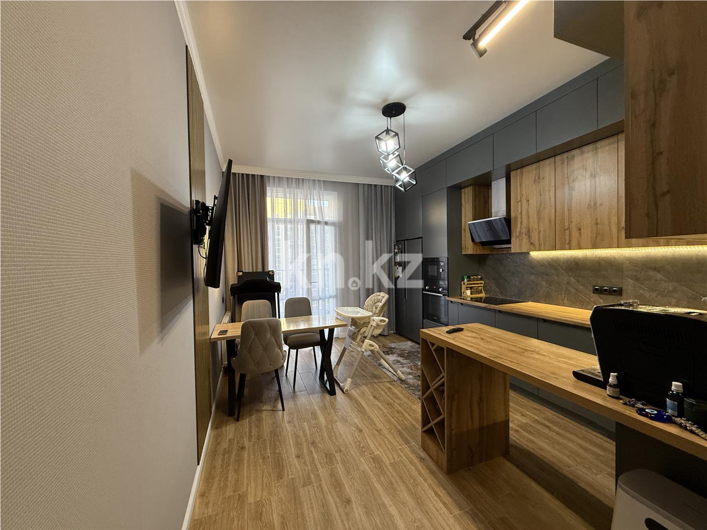 Продажа 3-комнатной квартиры, 91 м², ул. Ашимова в Караганде - фото 19