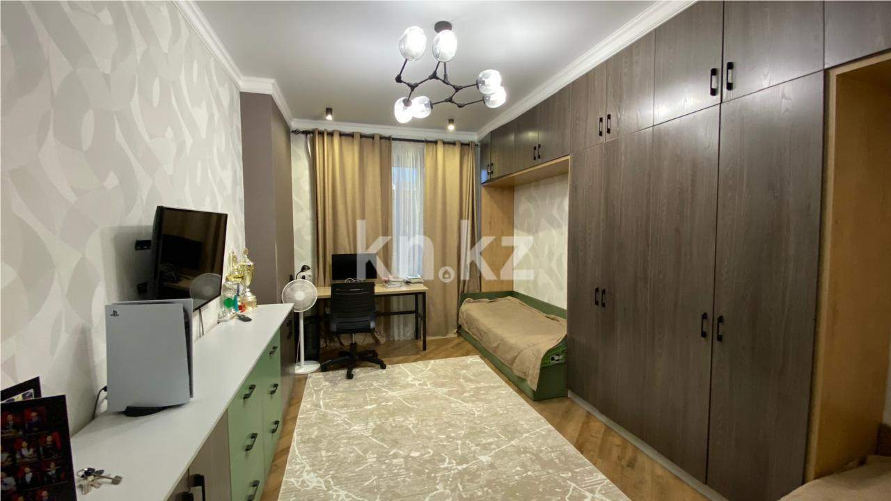 Продажа 4-комнатной квартиры, 107 м², ул. Таттимбета в Караганде - фото 8