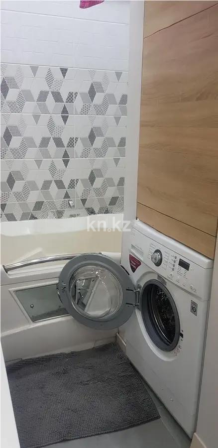 Продажа 2-комнатной квартиры, 47 м² в Алматы - фото 4