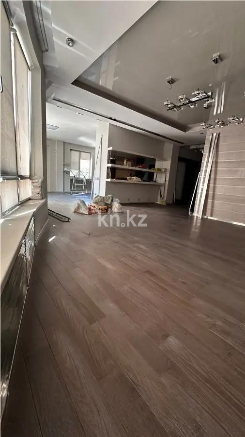 Продажа 4-комнатной квартиры, 168 м², мкр-н Самал-2, дом  16б в Алматы