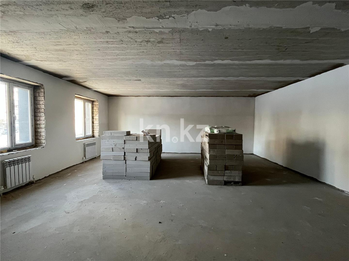 Продажа 2-комнатной квартиры, 65 м², мкр-н Мамраева (Восток-5) в Караганде - фото 2