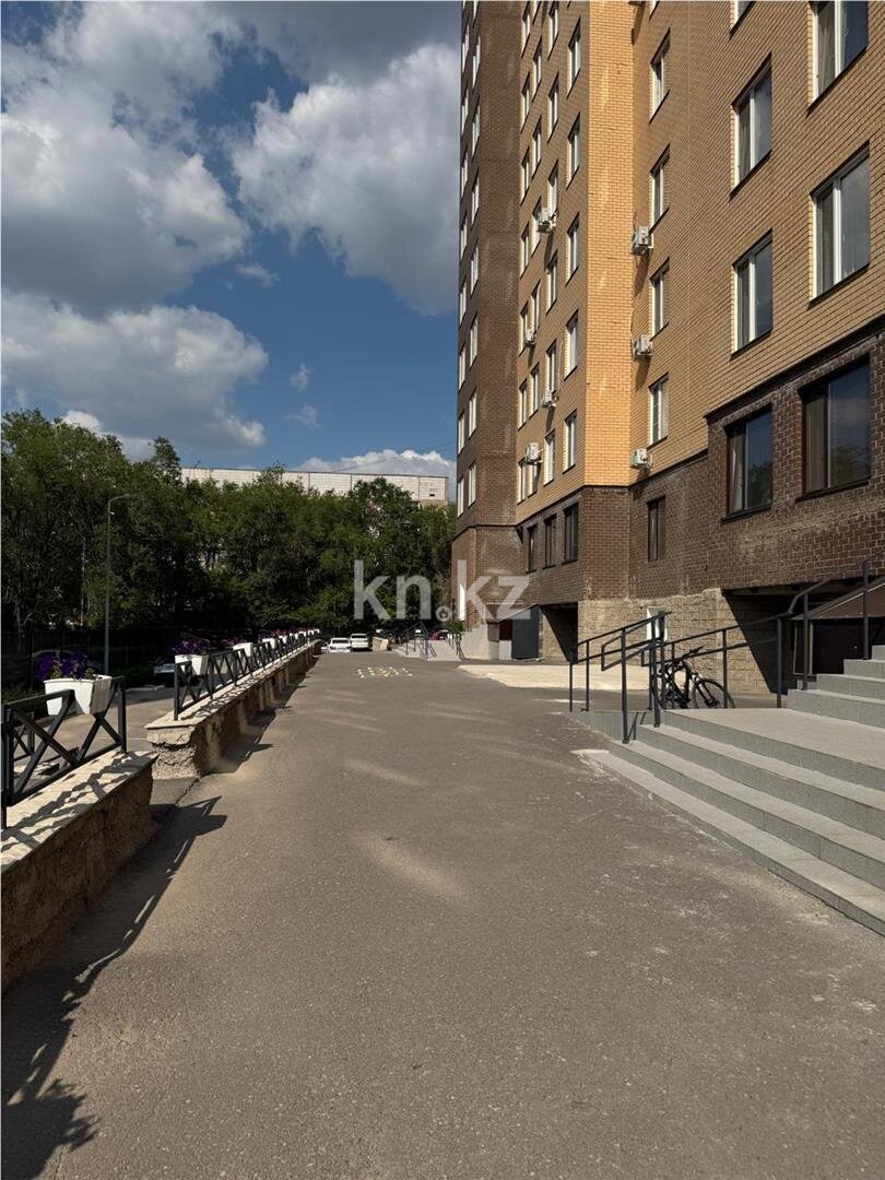 Продажа 3-комнатной квартиры, 76 м² в Караганде - фото 14