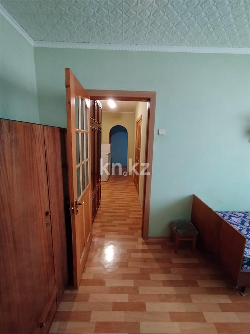 Продажа 2-комнатной квартиры, 53 м², ул. Университетская в Караганде - фото 4
