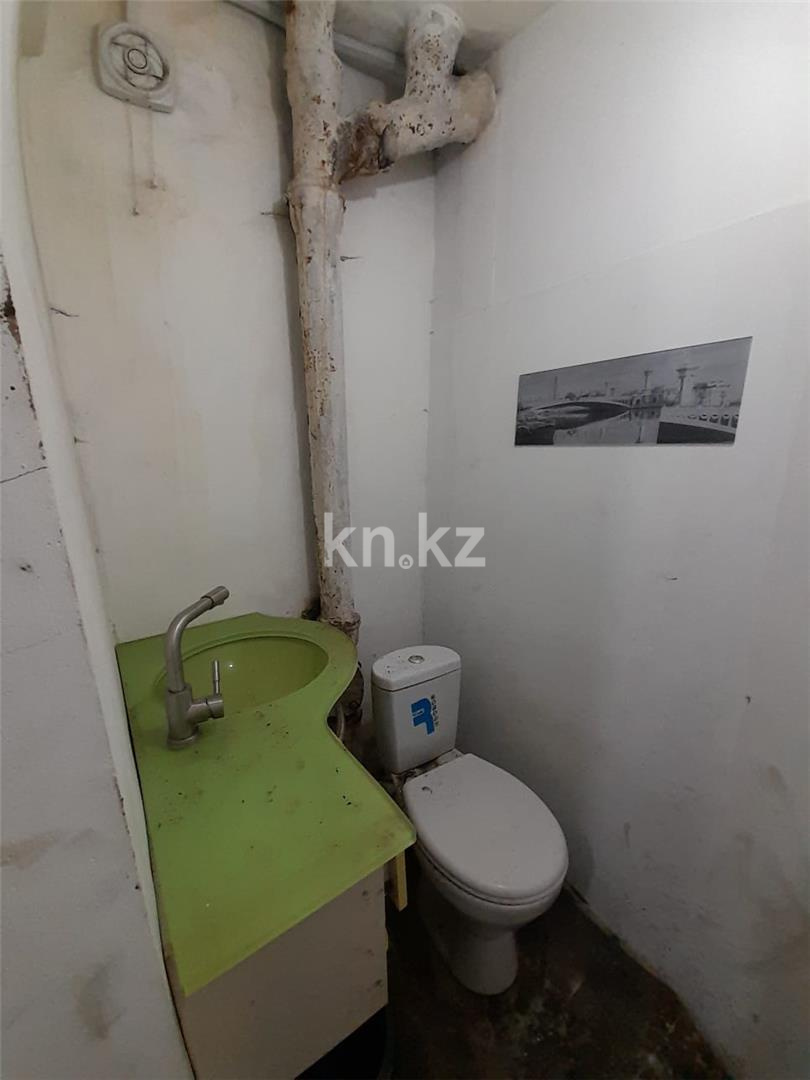 Продажа 4-комнатной квартиры, 96 м², ул. Степная, дом  1а в Караганде - фото 12