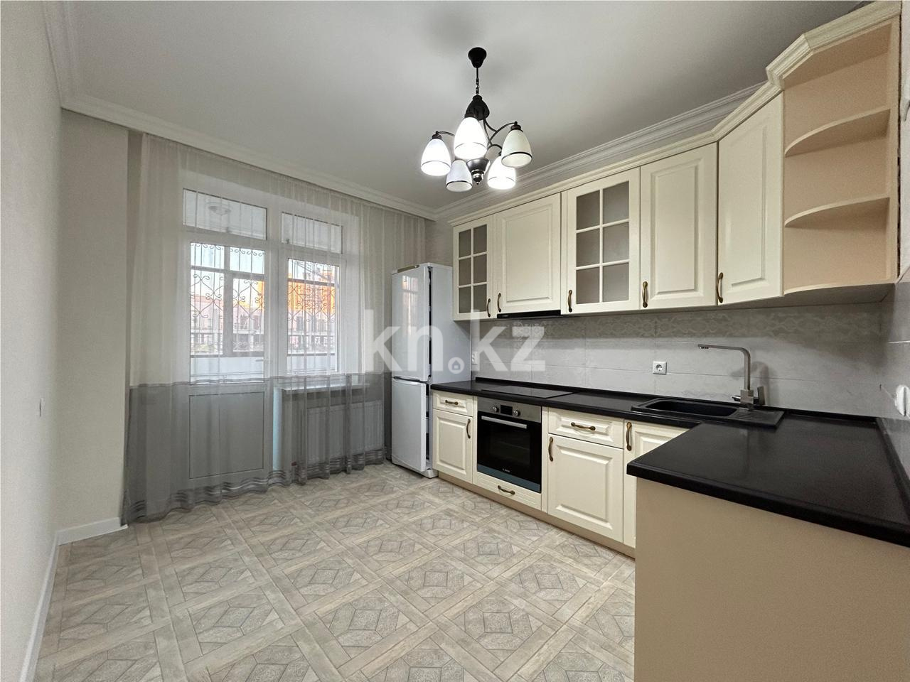 Продажа 4-комнатной квартиры, 134 м², ул. Нарикбаева в Астане