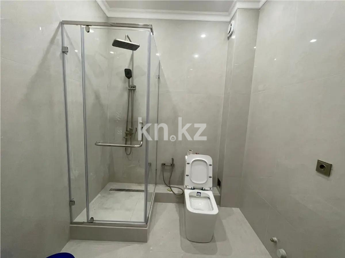 Продажа 2-комнатной квартиры, 67 м², ул. Емцова, дом  348/1 в Алматы - фото 2