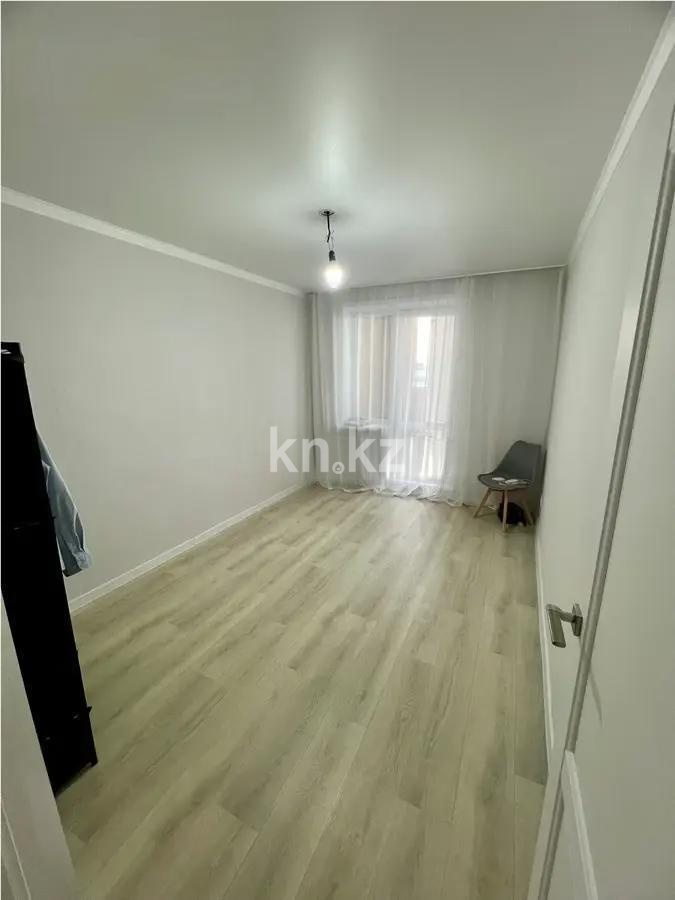Продажа 3-комнатной квартиры, 72 м², пр. Строителей, дом  11/1 в Караганде - фото 3