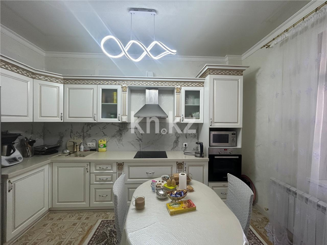 Продажа 2-комнатной квартиры, 75 м², ул. Керей, Жанибек хандар в Астане - фото 7