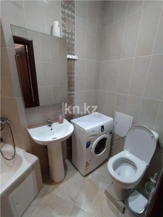 Продажа 1-комнатной квартиры, 35 м², ул. Нажимеденова, дом  10/1 в Астане - фото 3