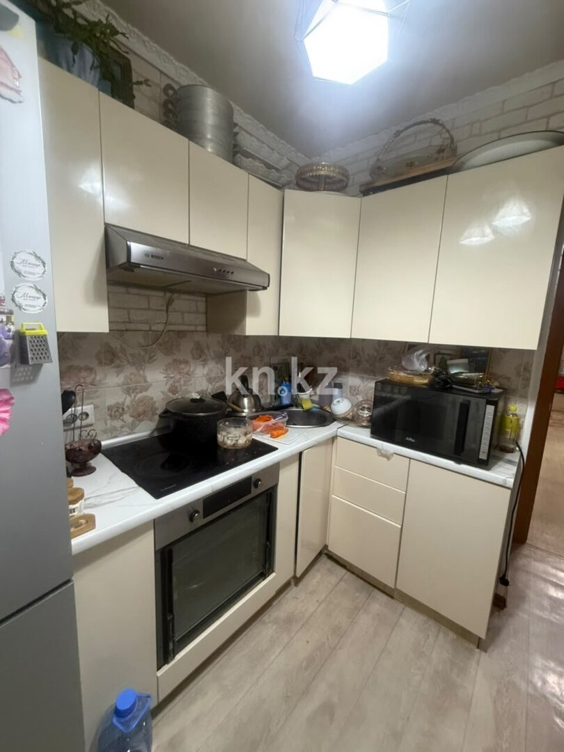 Продажа 3-комнатной квартиры, 61.7 м² в Караганде - фото 8