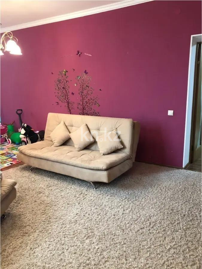 Продажа 2-комнатной квартиры, 87.9 м², пр. Кабанбай батыра, дом  42 в Астане