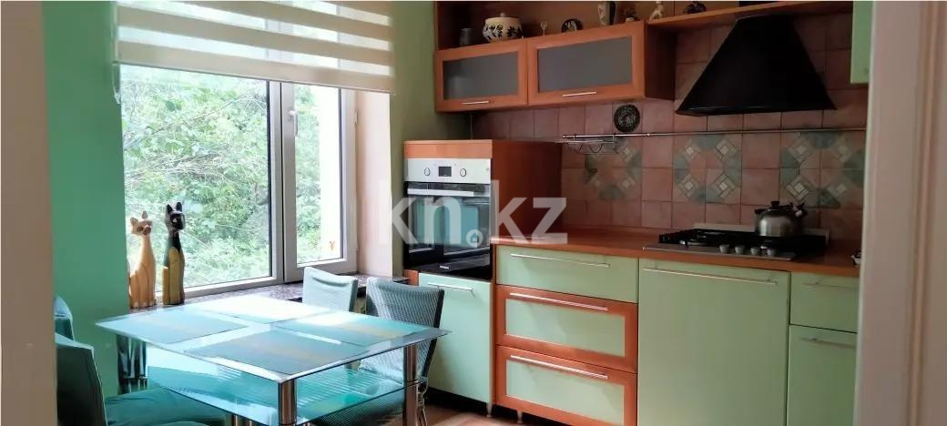 Продажа 3-комнатной квартиры, 66.4 м², пр. Абая, дом  20/16 в Алматы - фото 4