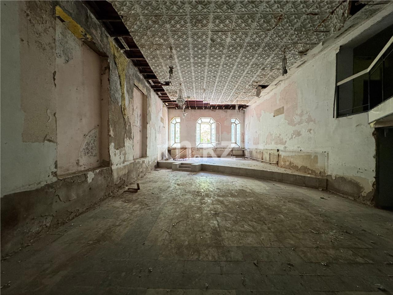 Продажа , 1000 м², ул. Фурманова, дом  21 в Темиртау - фото 2