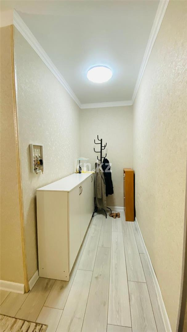Продажа 4-комнатной квартиры, 110 м², ул. Муканова в Караганде - фото 24