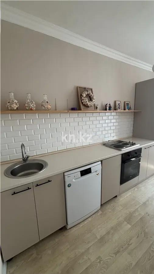 Продажа 1-комнатной квартиры, 41.7 м² в Алматы - фото 2