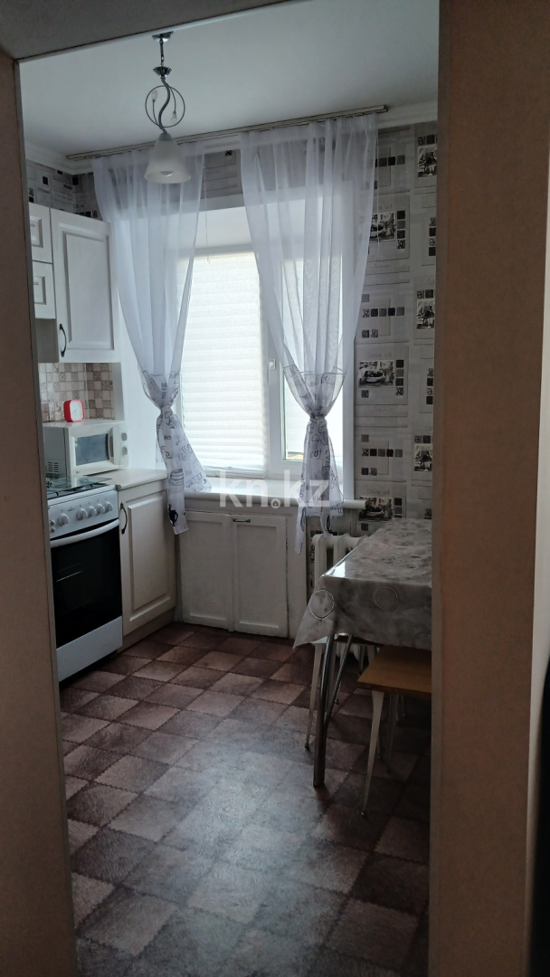 Аренда 2-комнатной квартиры, 45 м², ул. Ермекова, дом  37 в Караганде - фото 4