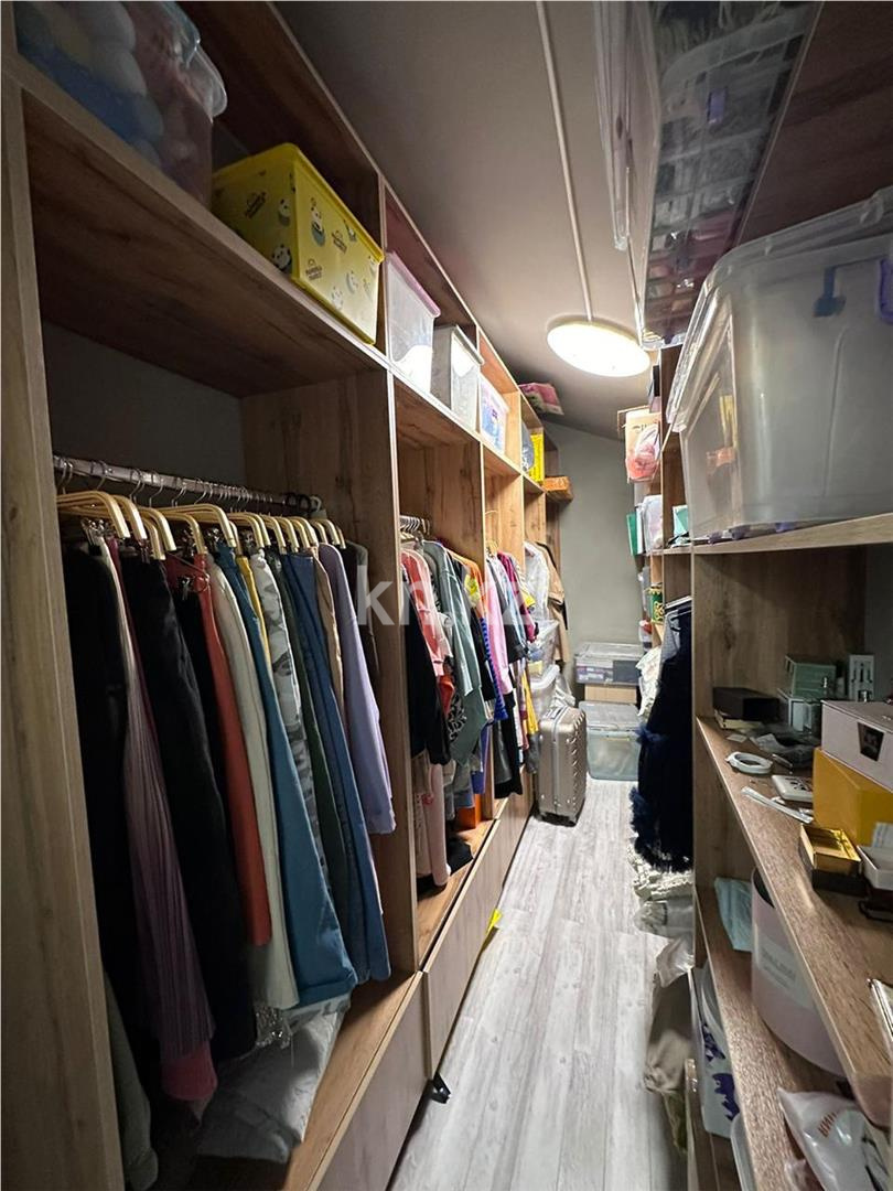 Продажа 5-комнатной квартиры, 130 м², пр. Назарбаева в Караганде - фото 12