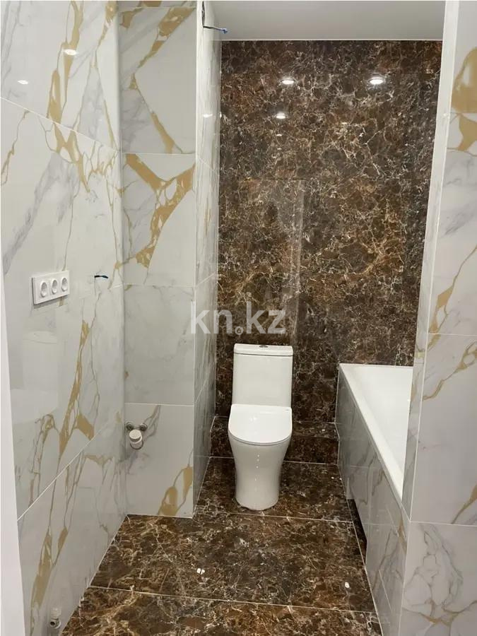 Продажа 3-комнатной квартиры, 69 м², пр. Райымбека, дом  253 в Алматы - фото 4