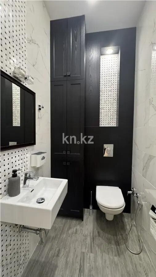 Продажа 4-комнатной квартиры, 122.4 м² в Алматы - фото 6