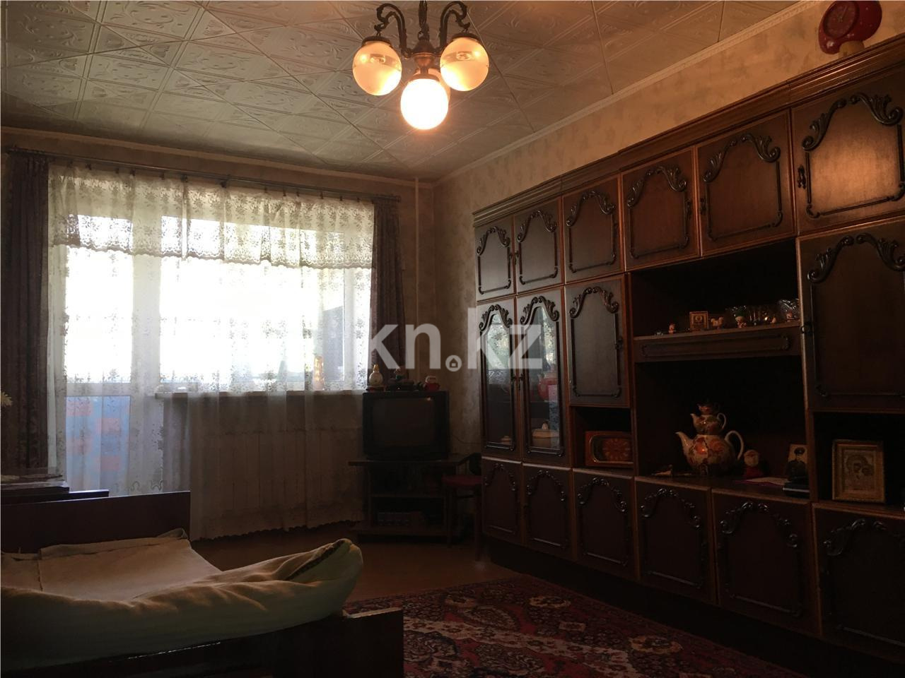Продажа 3-комнатной квартиры, 59 м², мкр-н 6 в Караганде - фото 2