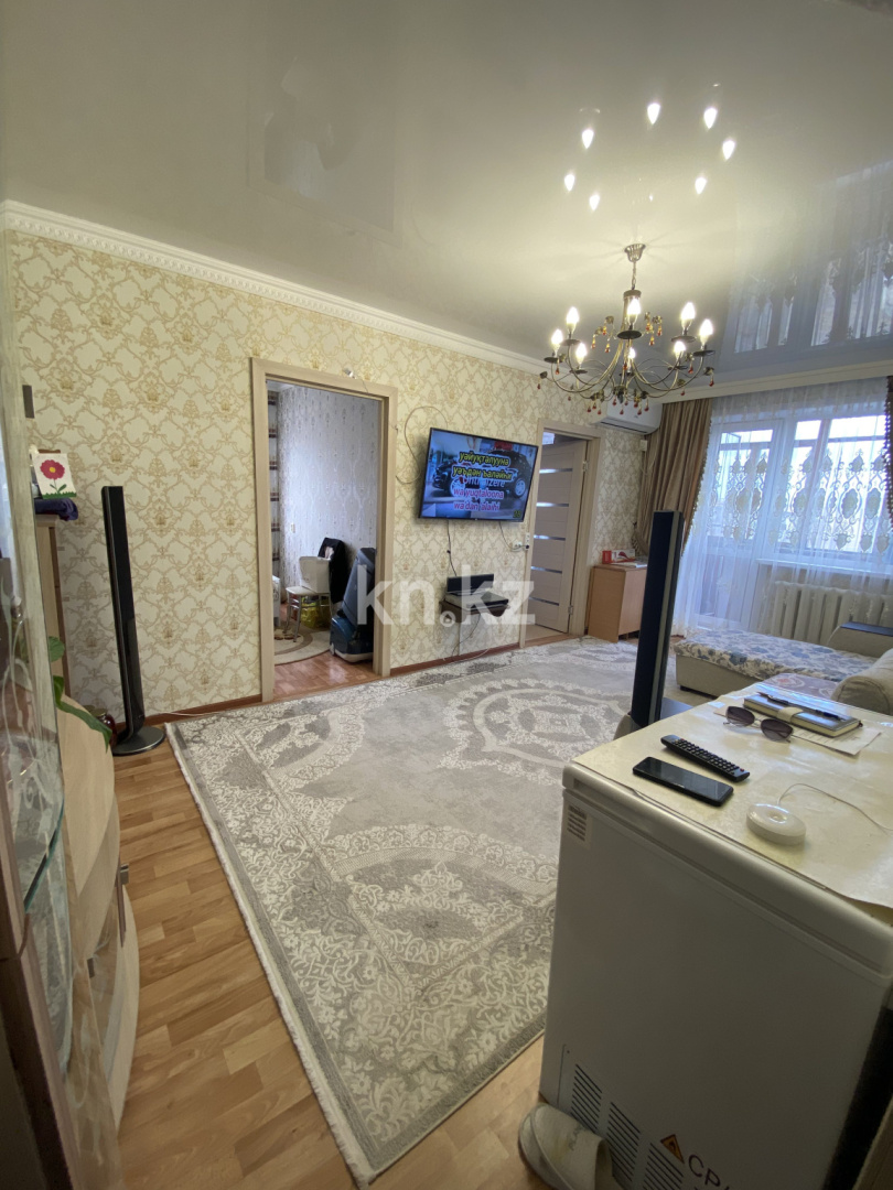 Продажа 3-комнатной квартиры, 48.3 м², мкр. Восток-2, дом  13 в Караганде