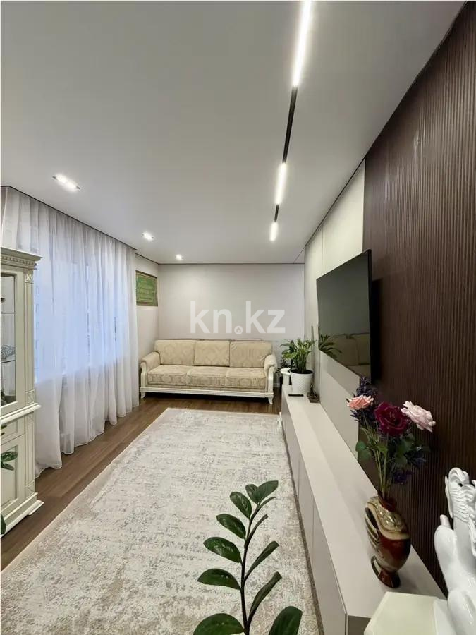 Продажа 2-комнатной квартиры, 62 м², пр. Тауелсыздык, дом  25 в Астане