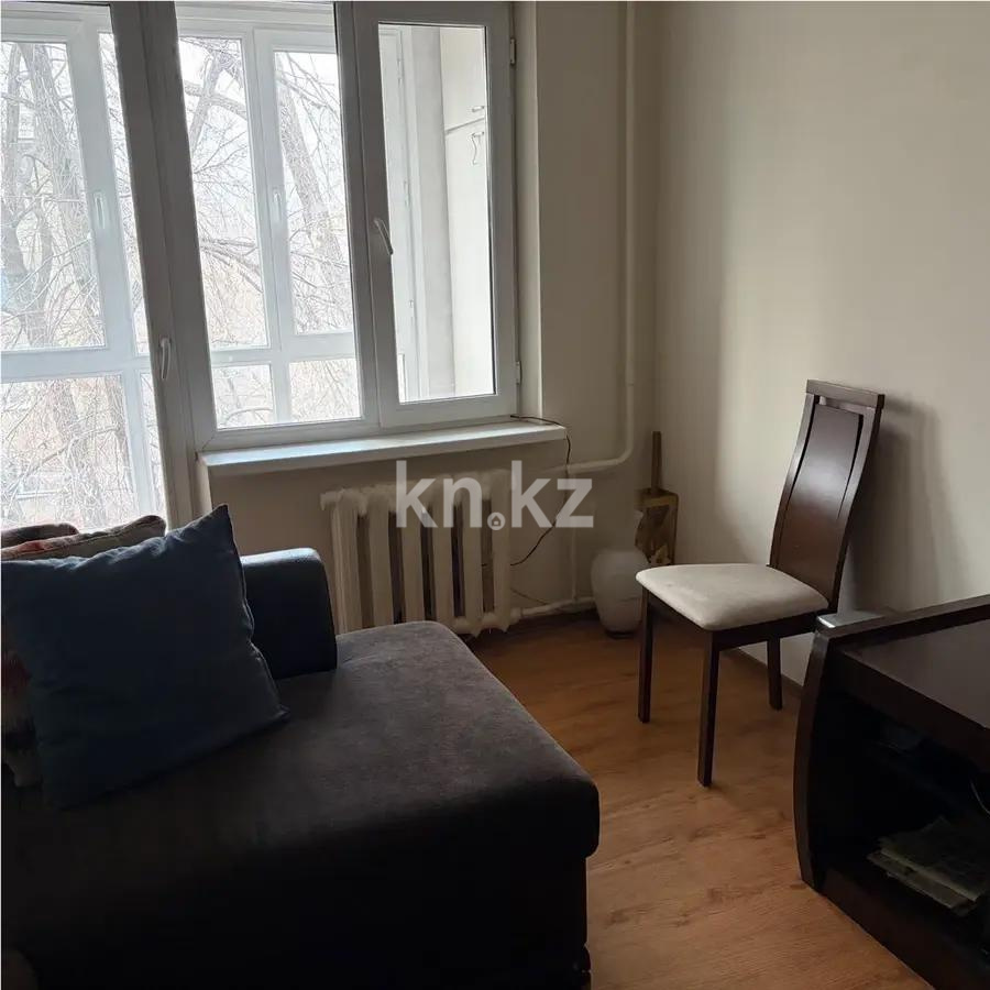 Продажа 4-комнатной квартиры, 74 м², 11 мкр., дом  25 в Алматы - фото 4