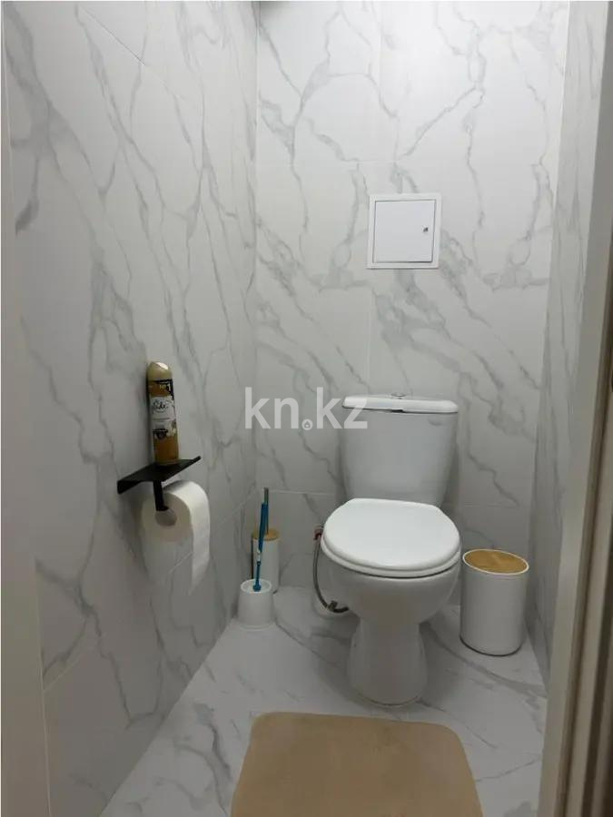 Продажа 2-комнатной квартиры, 68 м², пр. Абылай хана, дом  74 в Алматы - фото 5