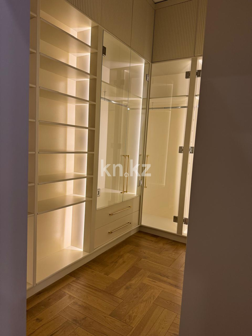 Аренда 4-комнатной квартиры, 230 м² в Алматы - фото 36