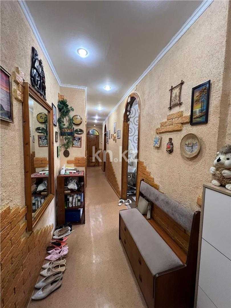 Продажа 3-комнатной квартиры, 65 м² в Караганде - фото 12