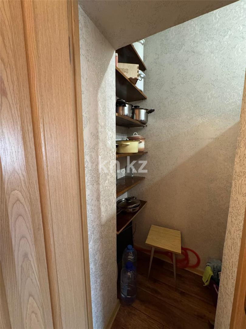 Продажа 3-комнатной квартиры, 84 м², ул. Абая в Караганде - фото 16