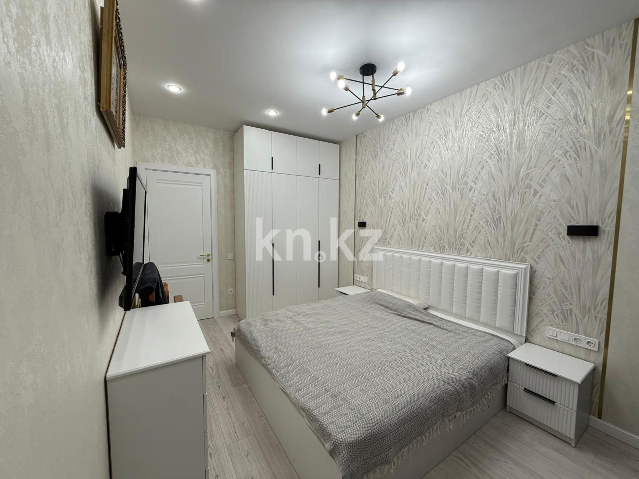 Продажа 4-комнатной квартиры, 122 м², ул. Кулкыбаева, дом  62 в Караганде - фото 16