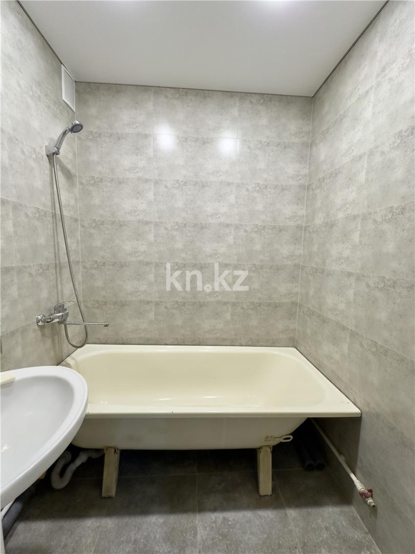 Продажа 2-комнатной квартиры, 54 м², ул. Таттимбета в Караганде - фото 17