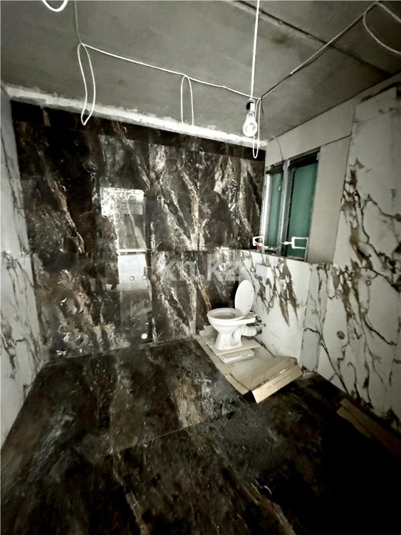 Продажа 4-комнатной квартиры, 107 м², ул. Ботаническая в Караганде - фото 10