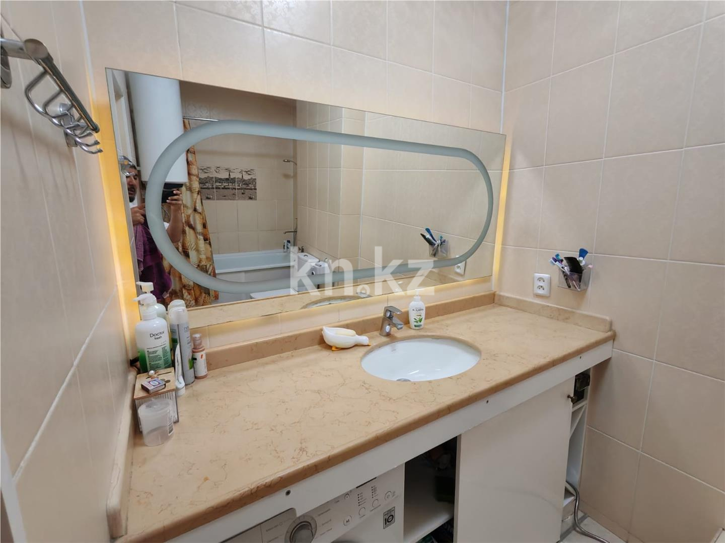 Продажа 4-комнатной квартиры, 98 м², ул. Муканова, дом  67/1 в Караганде - фото 12