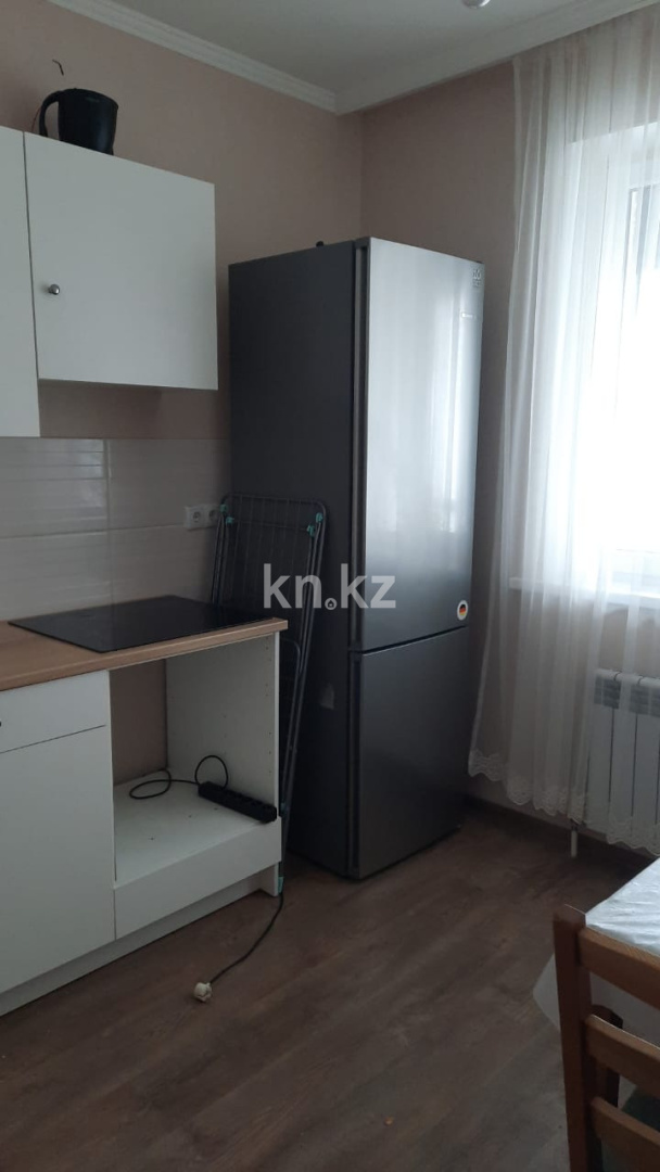 Аренда 1-комнатной квартиры, 40 м² в Астане