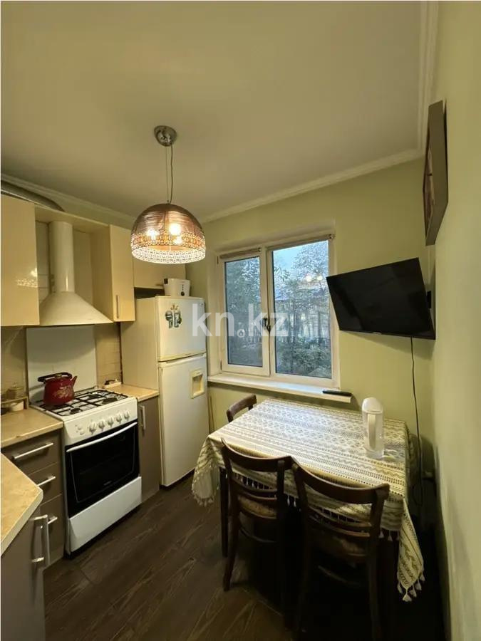 Продажа 2-комнатной квартиры, 45 м², мкр-н 10, дом  22 в Алматы - фото 3