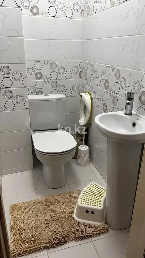 Продажа 3-комнатной квартиры, 75 м², ул. Азербаева, дом  16 в Астане - фото 4