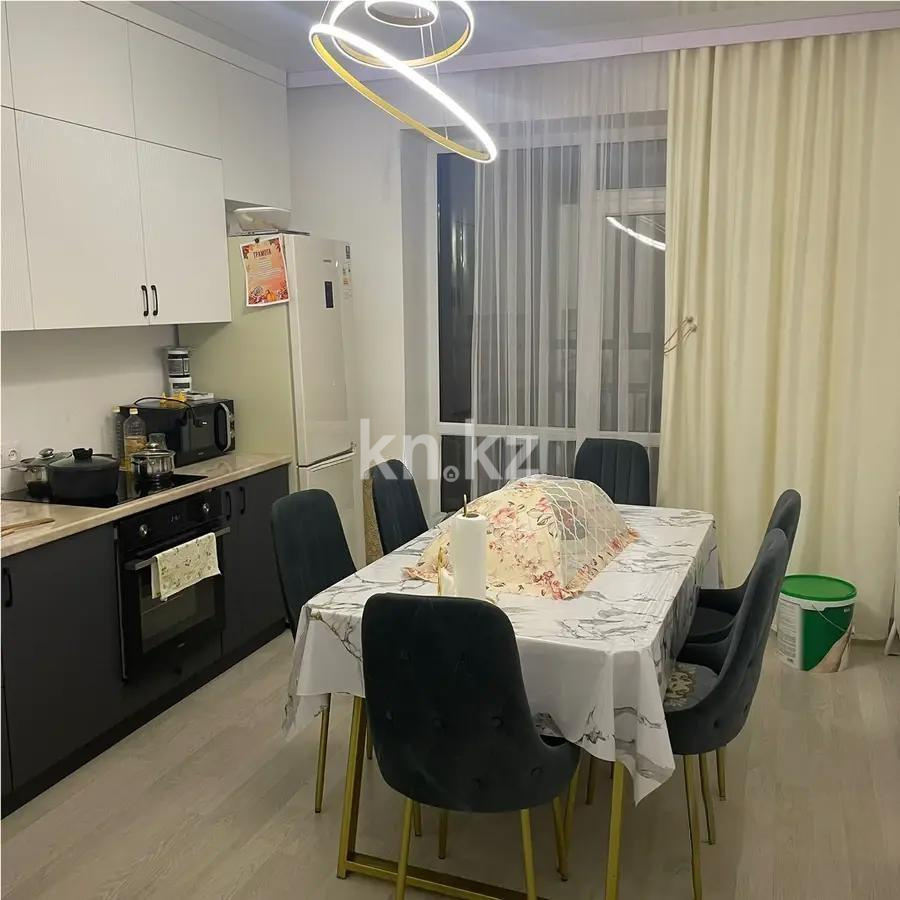 Продажа 3-комнатной квартиры, 86 м², мкр. Голубые Пруды, дом  9/3 в Караганде - фото 4