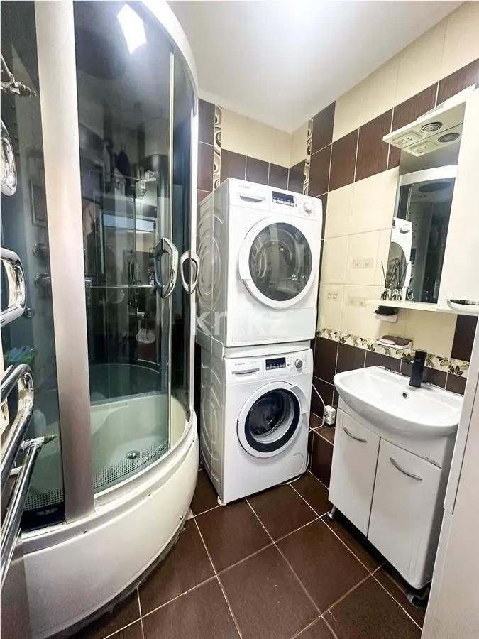 Продажа 2-комнатной квартиры, 52 м², ул. Тургута Озала, дом  49 в Алматы - фото 3