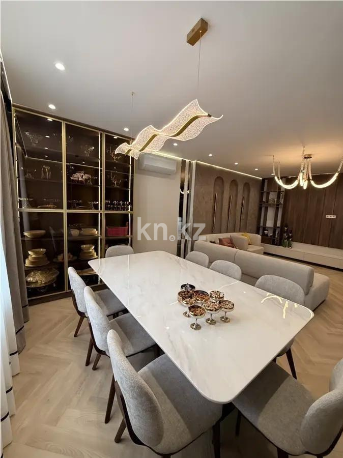 Продажа 3-комнатной квартиры, 111.5 м² в Алматы