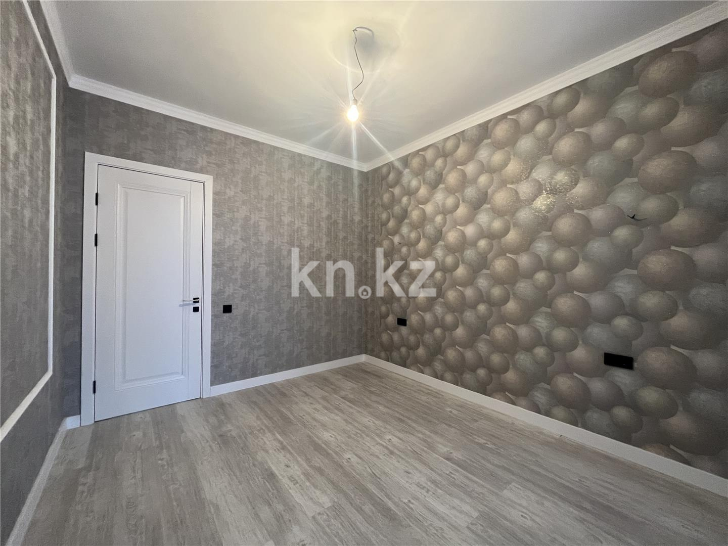 Продажа 3-комнатной квартиры, 95 м², мкр-н Степной-4 в Караганде - фото 11