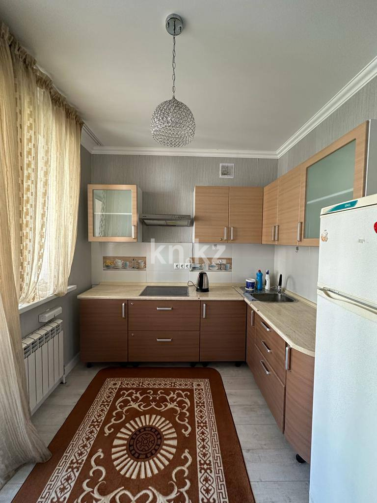 Аренда 1-комнатной квартиры, 38 м², ул. Кайсенова, дом  6 - пр. Улы Дала в Астане