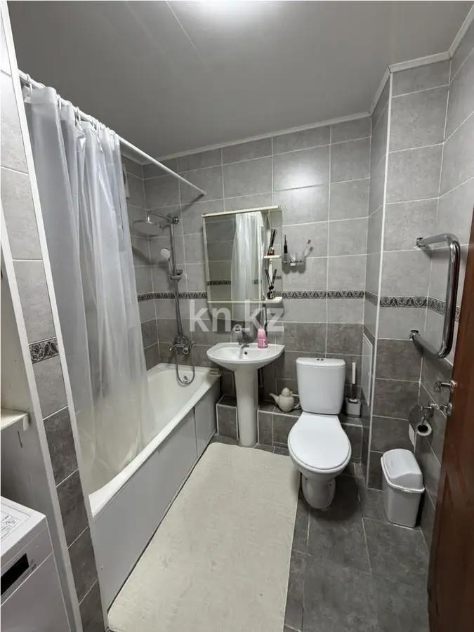 Продажа 3-комнатной квартиры, 65.8 м² в Алматы - фото 5