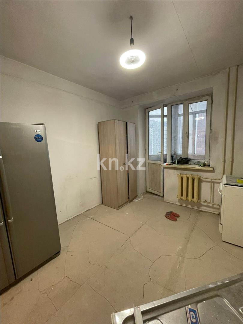 Продажа 1-комнатной квартиры, 38 м², пр. Момышулы в Астане - фото 6