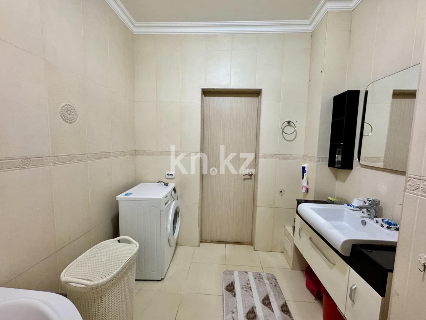 Продажа 2-комнатной квартиры, 77.3 м², пр. Республики, дом  40 в Караганде - фото 9