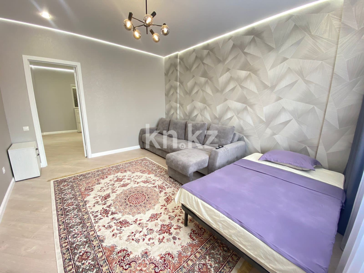 Аренда 2-комнатной квартиры посуточно, 76 м², пр. Кабанбай батыра, дом  64 - ул. Рыскулова в Астане - фото 3